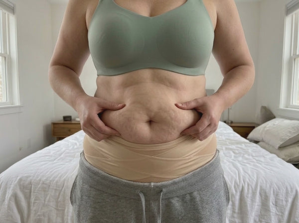 Before and after: FORMME Contour Brief smoothing a postpartum belly